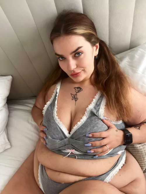 It turns me on when you look at my boobs by SpeedySchooner