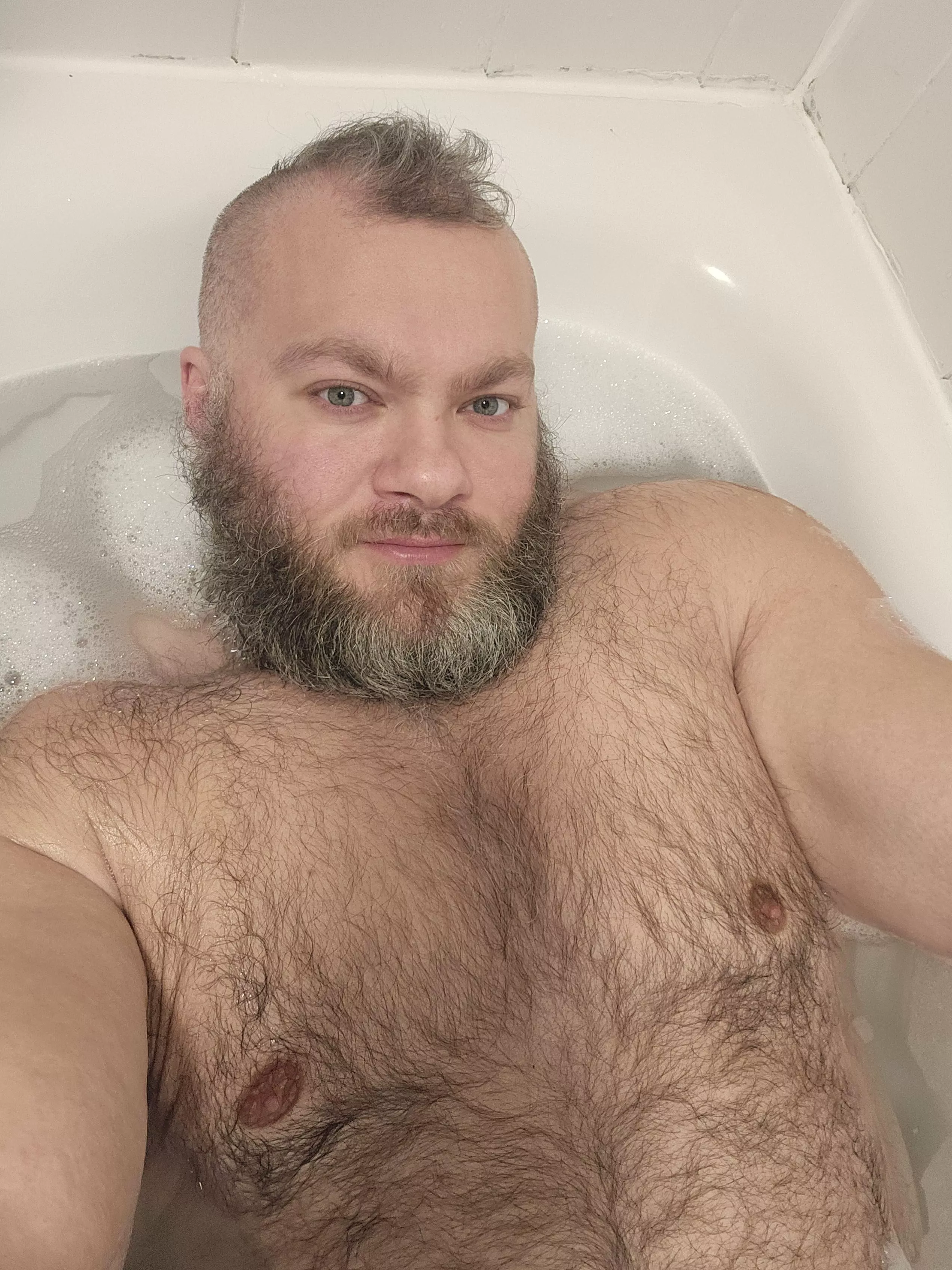 Join daddy in the bath? posted by strongdickie2