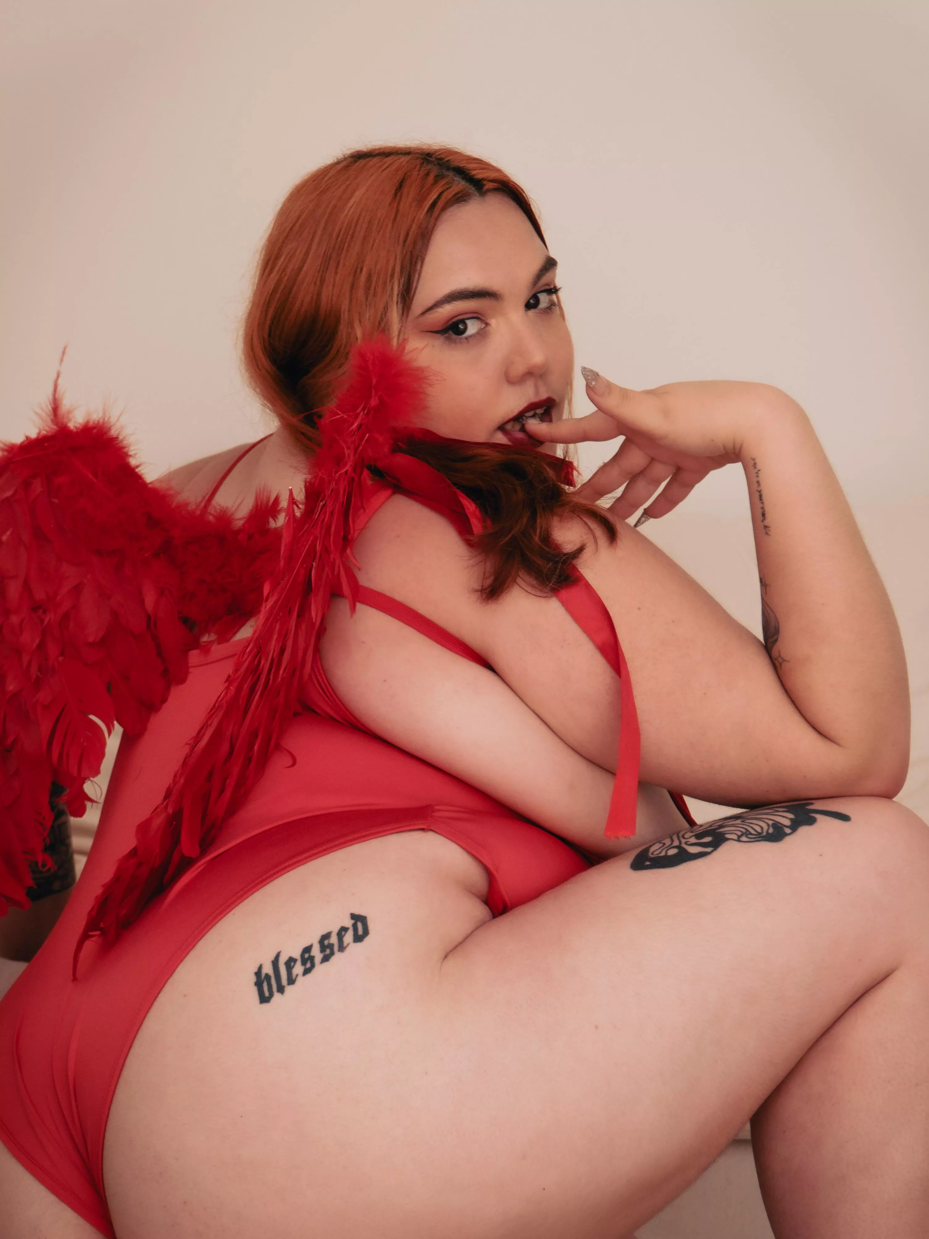 let me bless your face with my ass posted by honeyhotgirl