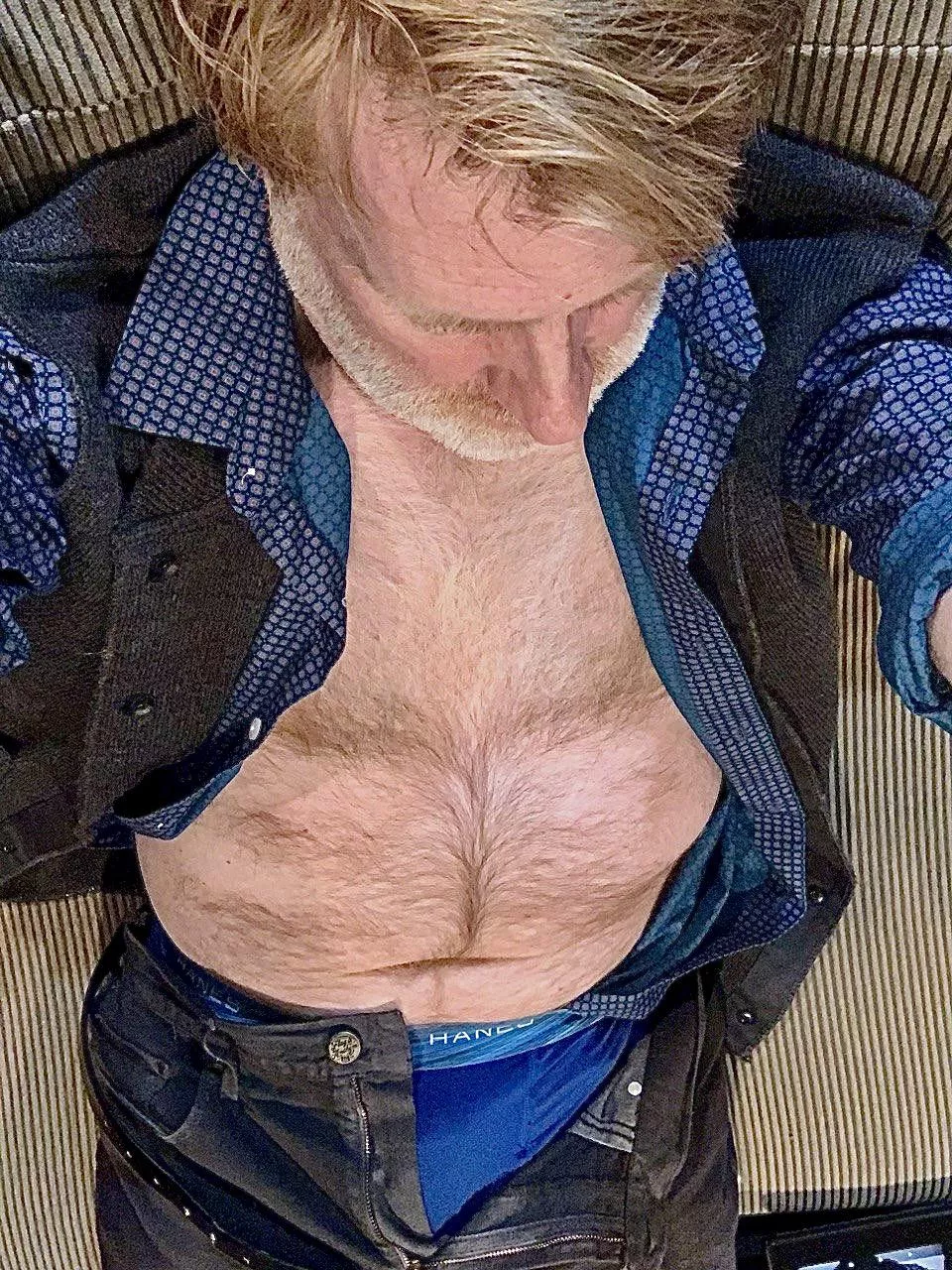 Let’s get comfortable posted by TigerNextDoor