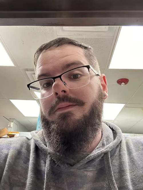 Looking for some gaming buddy’s ! Hmu by Glass_Dare_4351