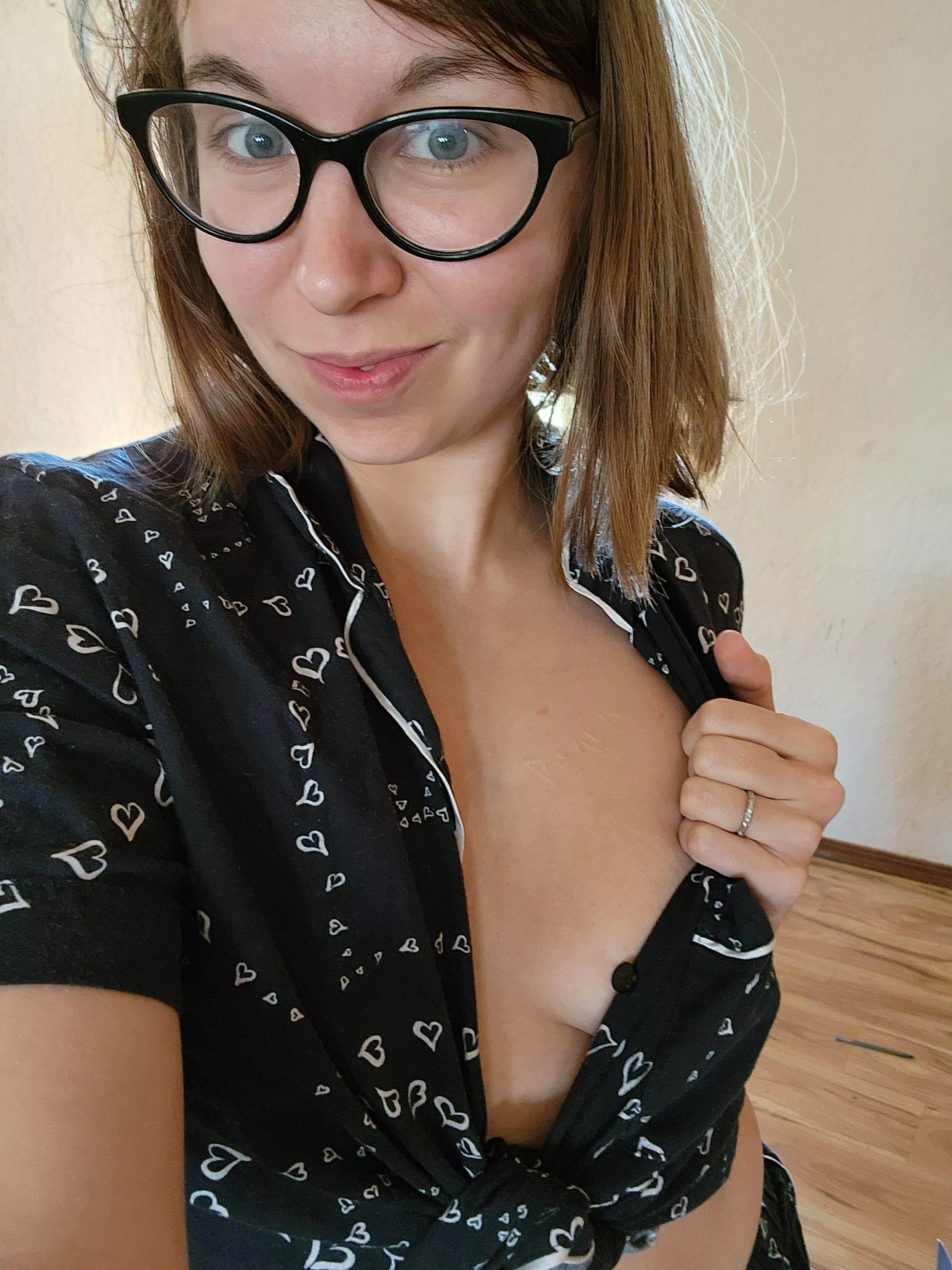 Married and dating. 🥵 posted by HopeHotwife