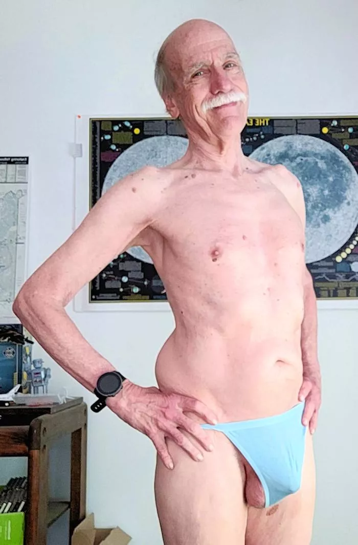 me again in thongs. [72]... posted by old_alan10