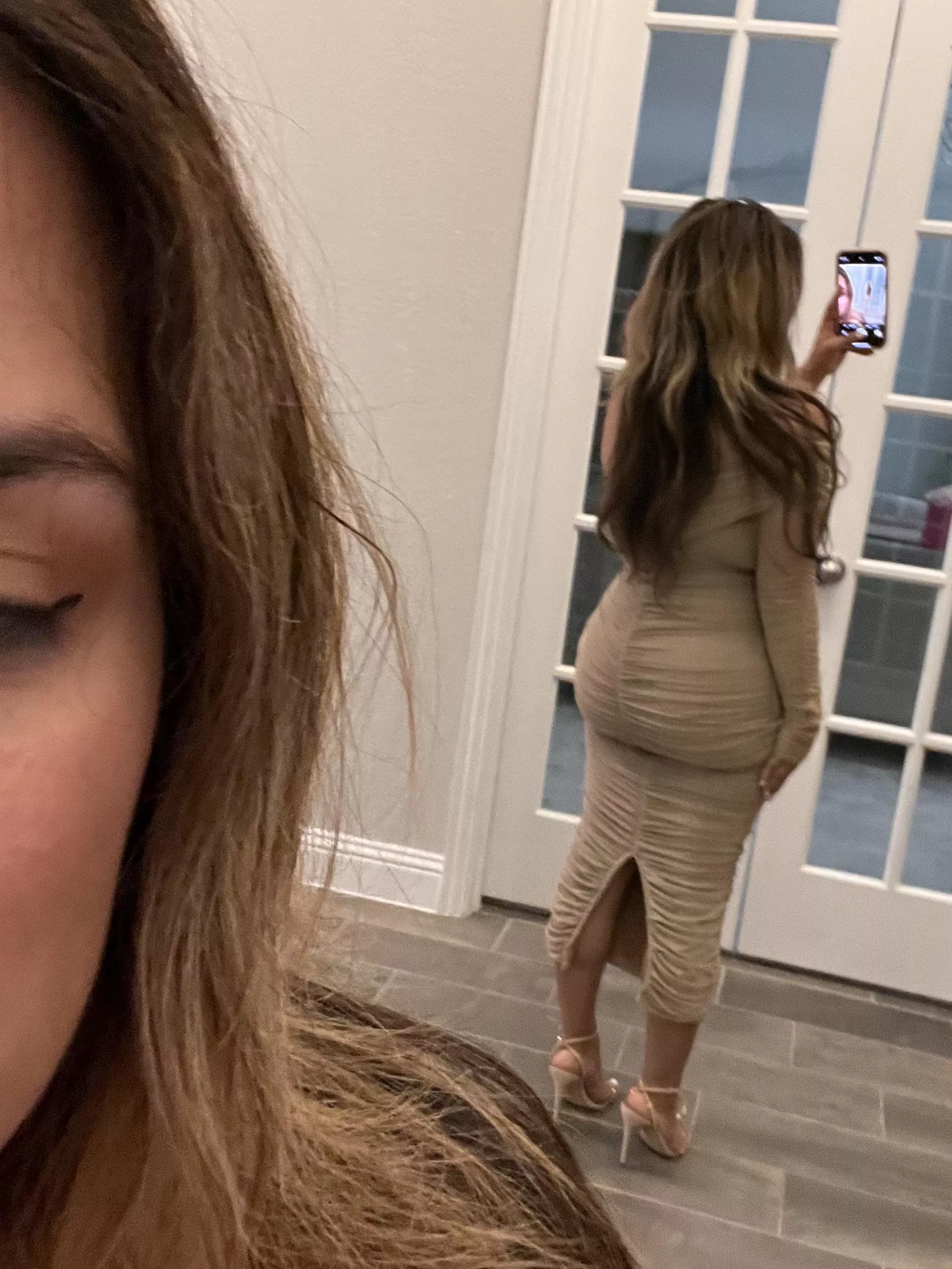 My assie. A selfie of my ass and more of it to come posted by short69stack