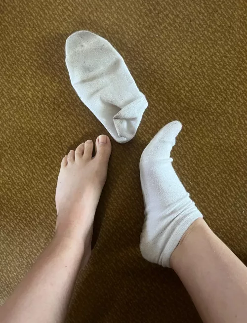 [Sell]Sweaty socks incoming 🇺🇸🇩🇪 by Paula_ff