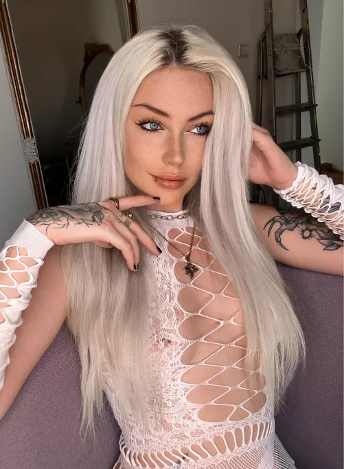 so cute yet so horny by Tall-Abbreviations92