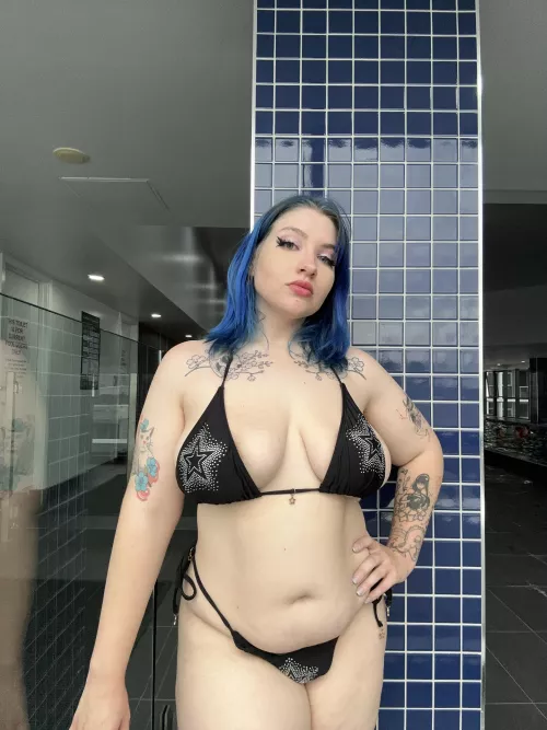 Thick goth gf in a bikini by rosemaryprincess69