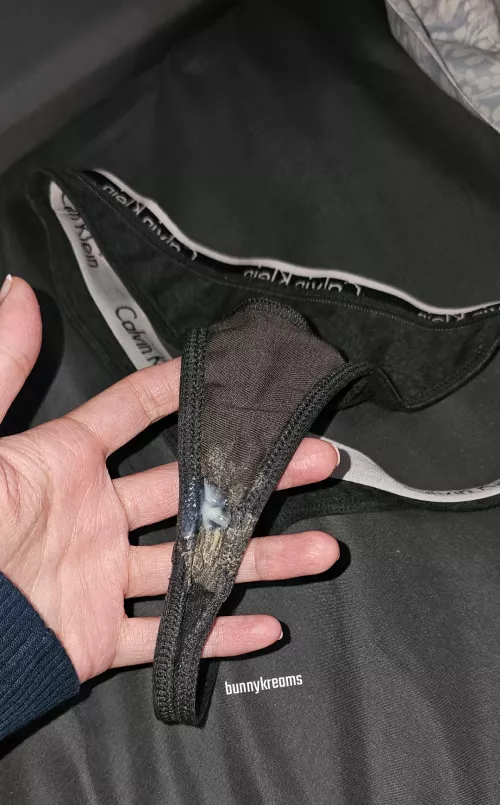 Want a sniff? by bunnykreamss