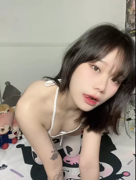 What's your first thought on what you'd like to do to me? posted by PhotoWorth