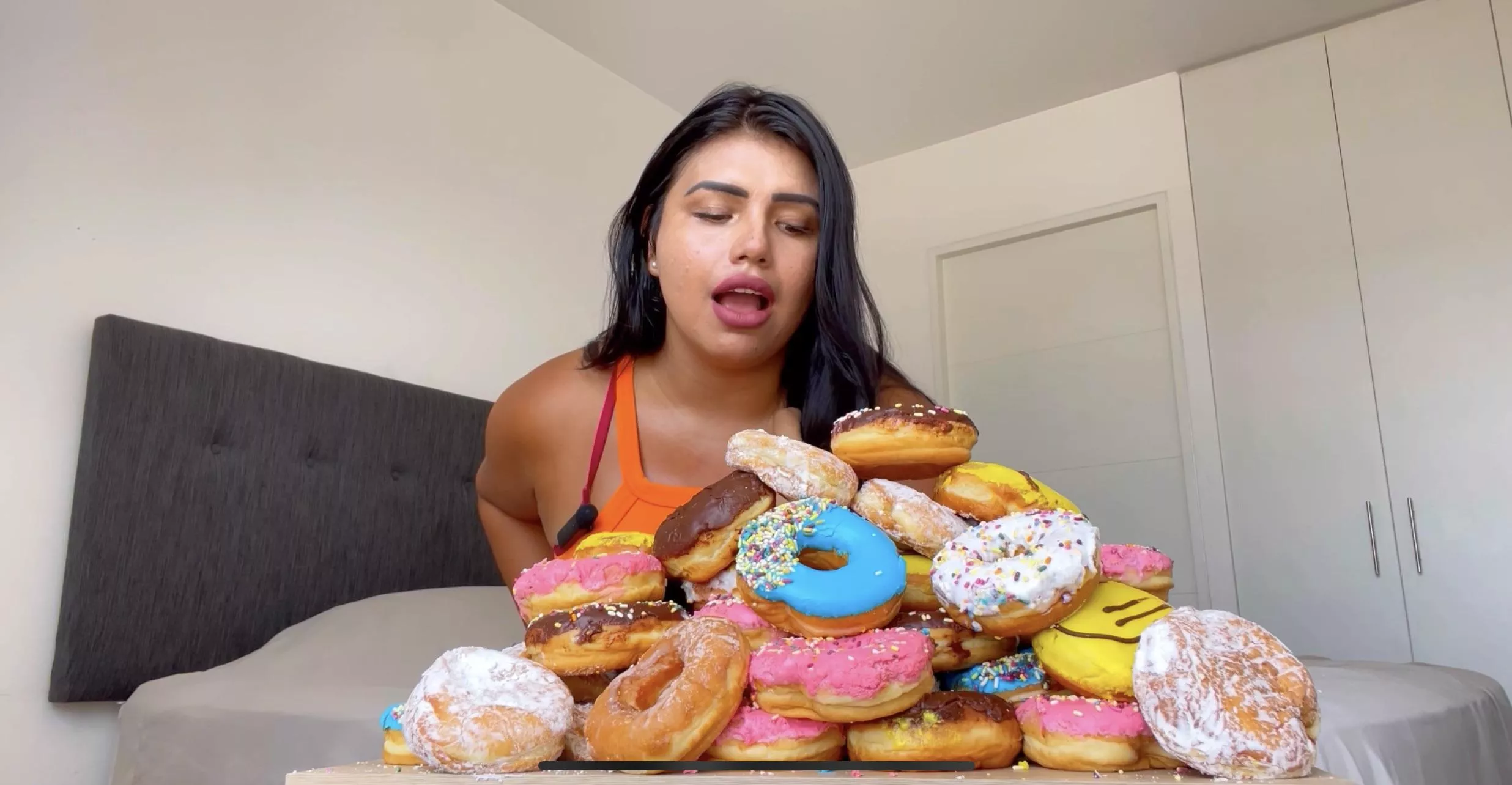 Would you enjoy going out to eat with me? posted by Ysabellopez