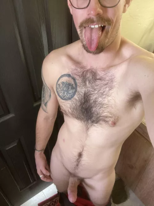 Would you sit on my face? by nakedtarzan69