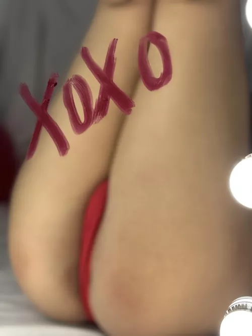 xoxo (f) by wifeylittleblonde