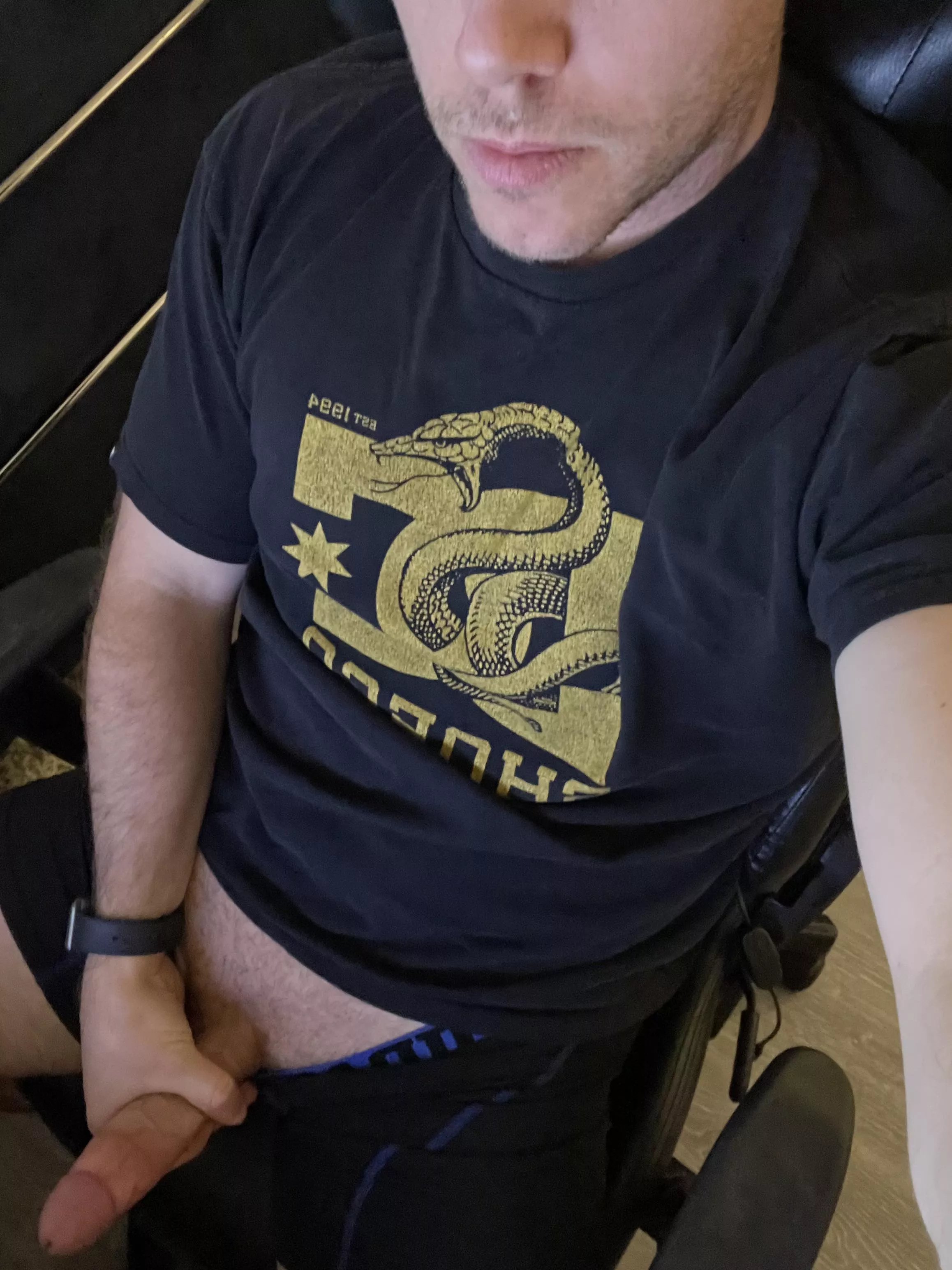 [35] Friday afternoons posted by dadbod8977