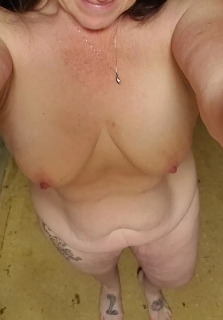 53F Happy Friday posted by confidentwoman4u