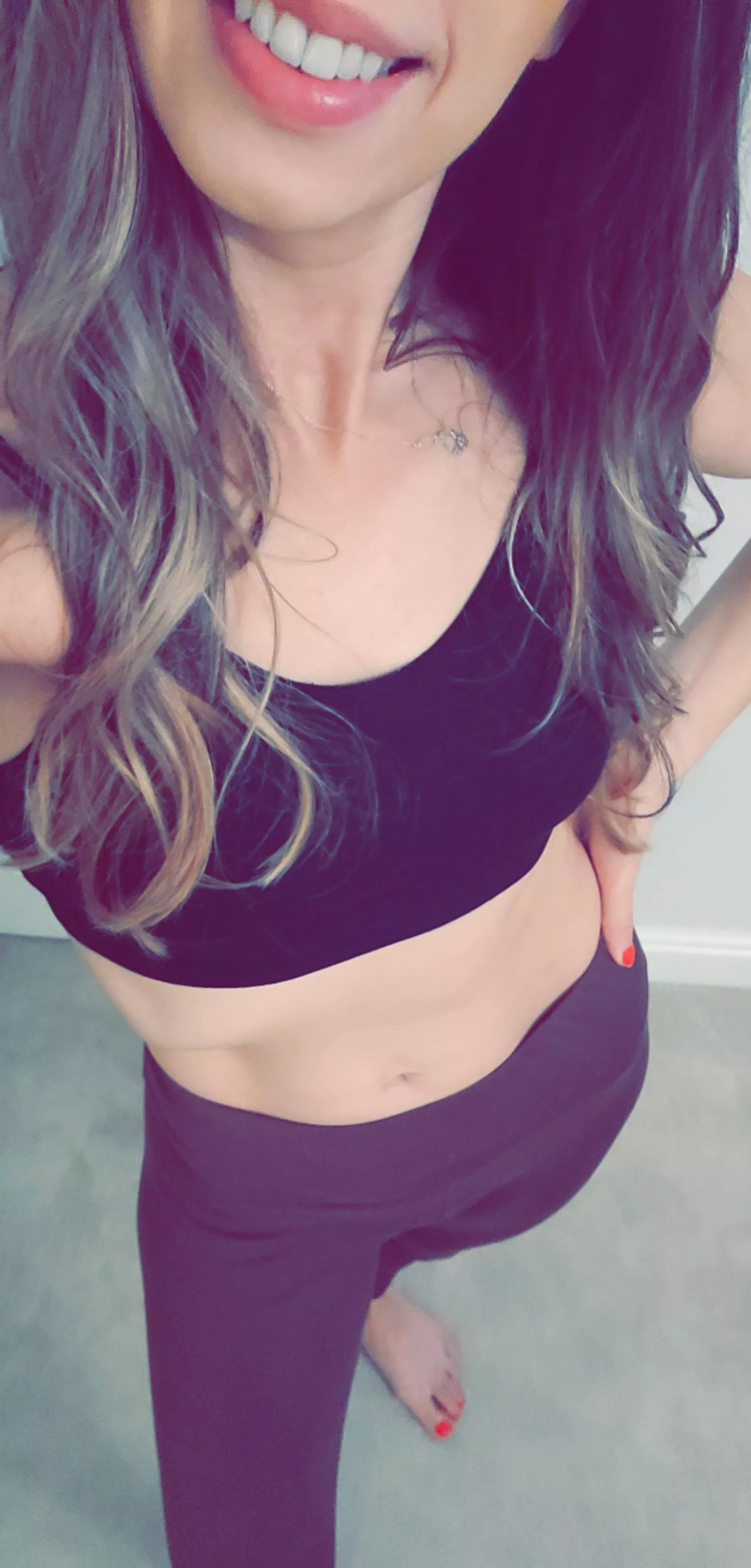 A simple smile (f) posted by missscarlettblu