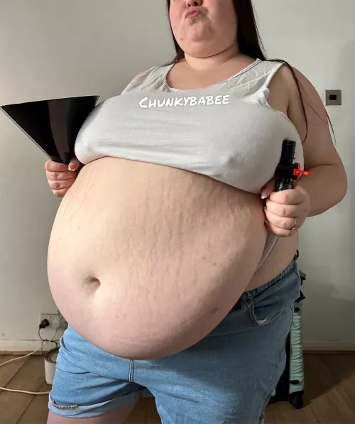 About to funnel ALOT of calories into this growing belly 🤭 by xChunkyBabee