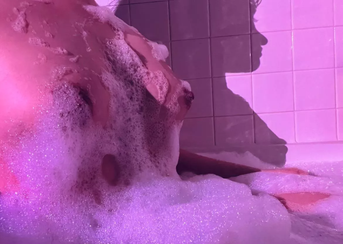 afternoon bath x posted by artsyelly