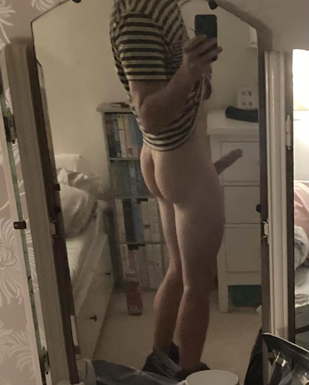 Backside posted by Happy_Dude_M