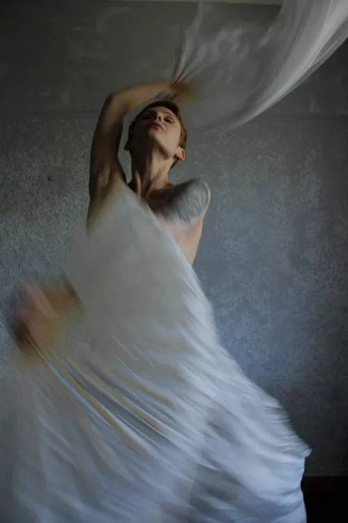 Dancing into the weekend like by stretchykitten