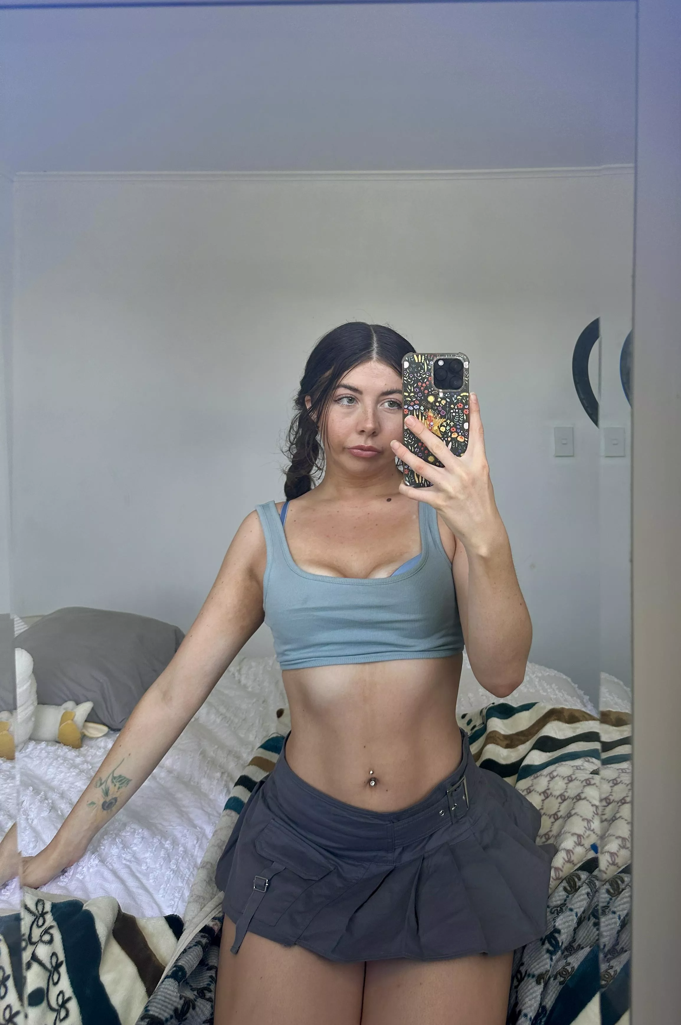 Do you find me sexy? posted by Inevitable-Orchid335