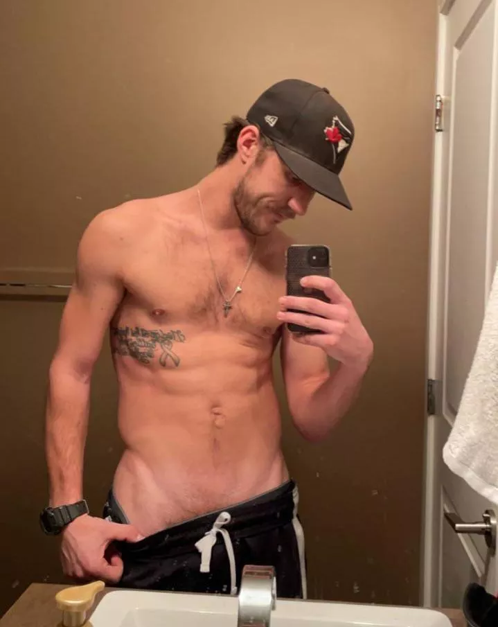 Happy Friday 😏 posted by Significant_Rip_5172