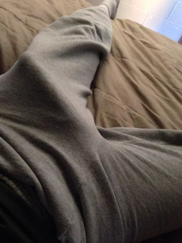 I can’t stress how difficult this was to hide at the gym. 😰 posted by Suitable_League2453