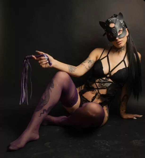 I like my men submissive posted by Badgalolaa