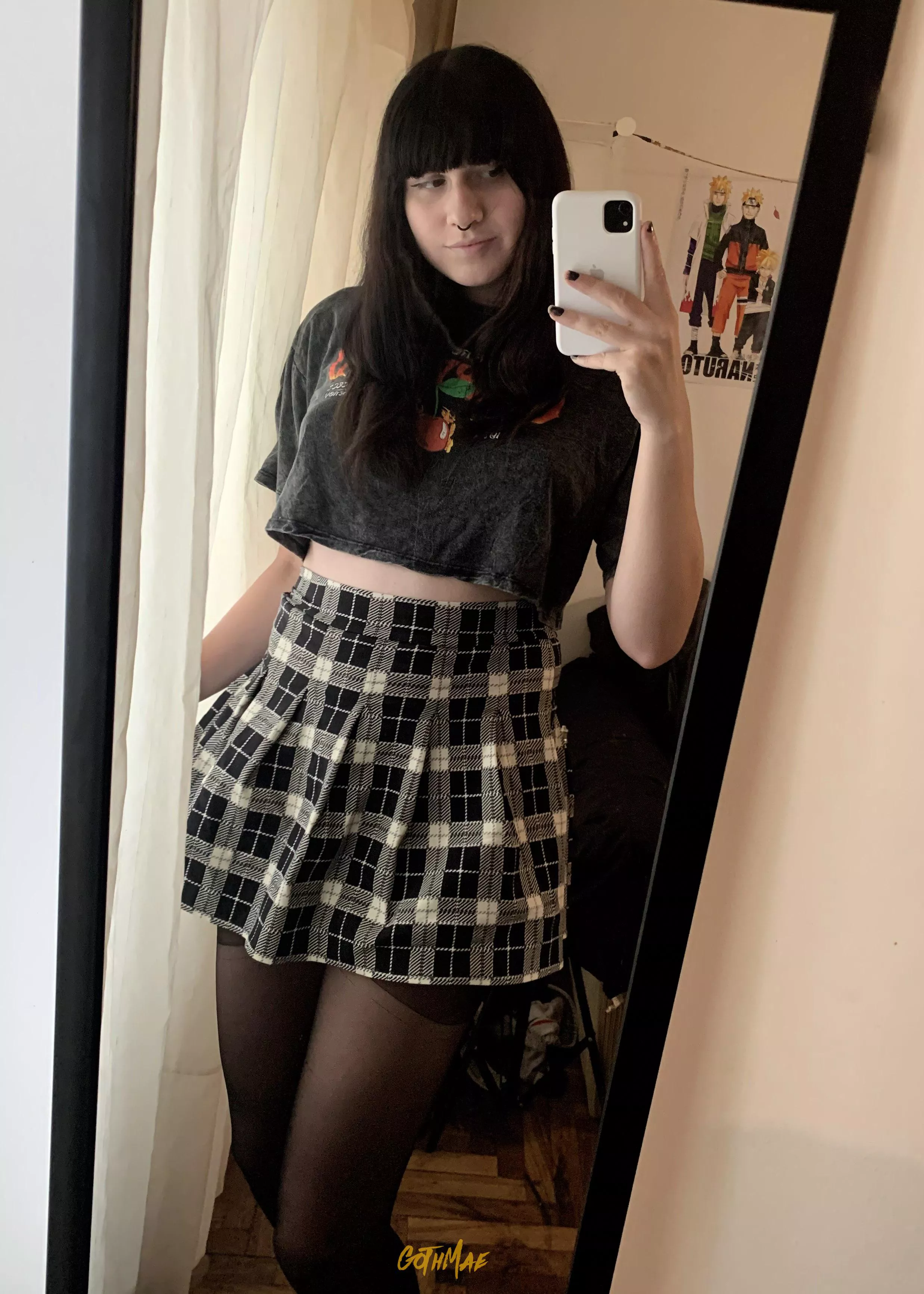 I wish u all a wonderful weekend 🖤 posted by Goth_Mae