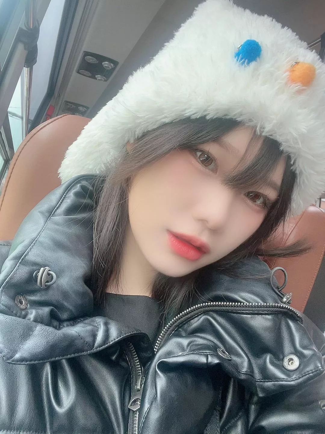 If I were your classmate, would I get your attention? posted by PhotoWorth