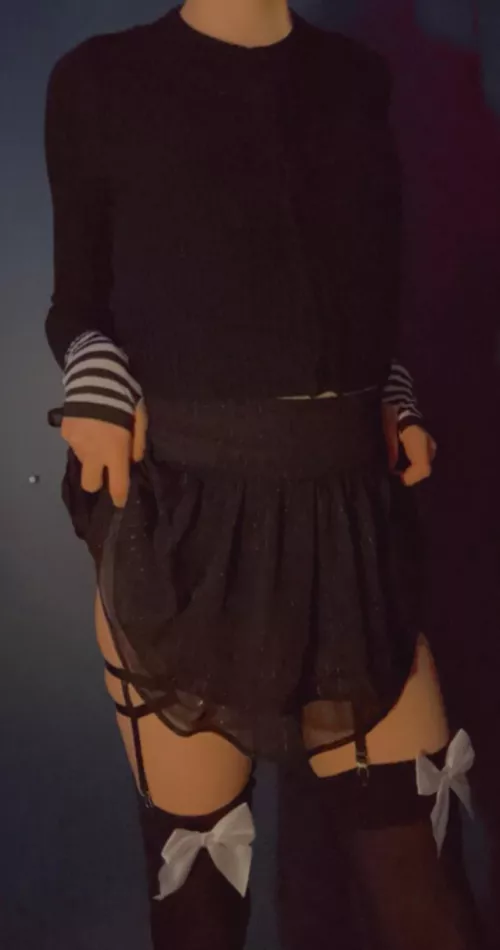 It feels nice to wear :3 by PapayaTime5680