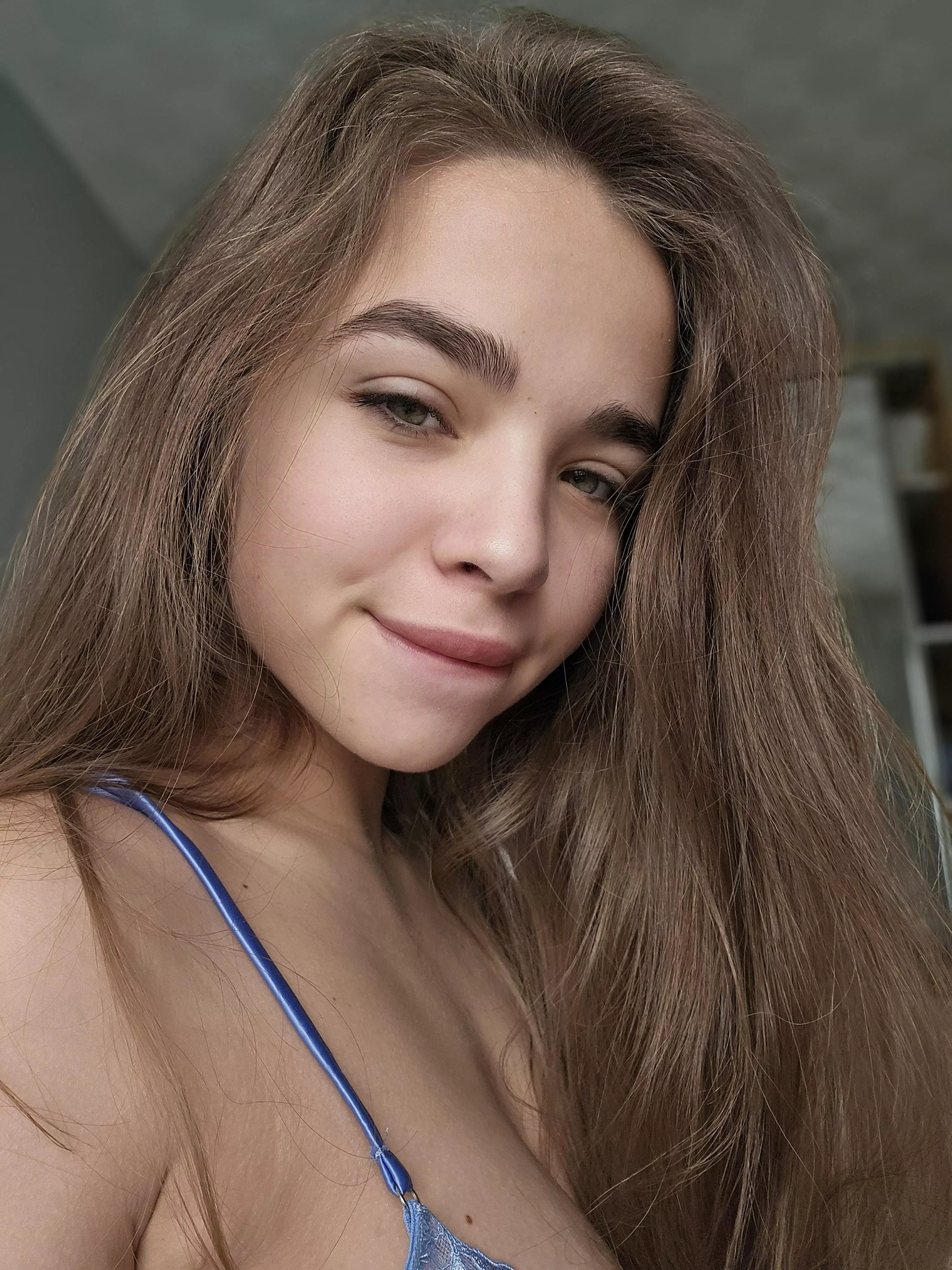 Just a cute morning selfie IUTR posted by FATA_M0RGANA