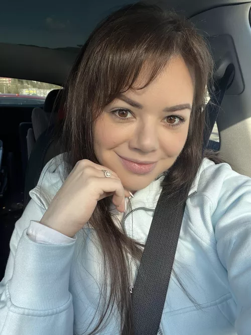 Just a sunny day selfie… by avajadeanderson