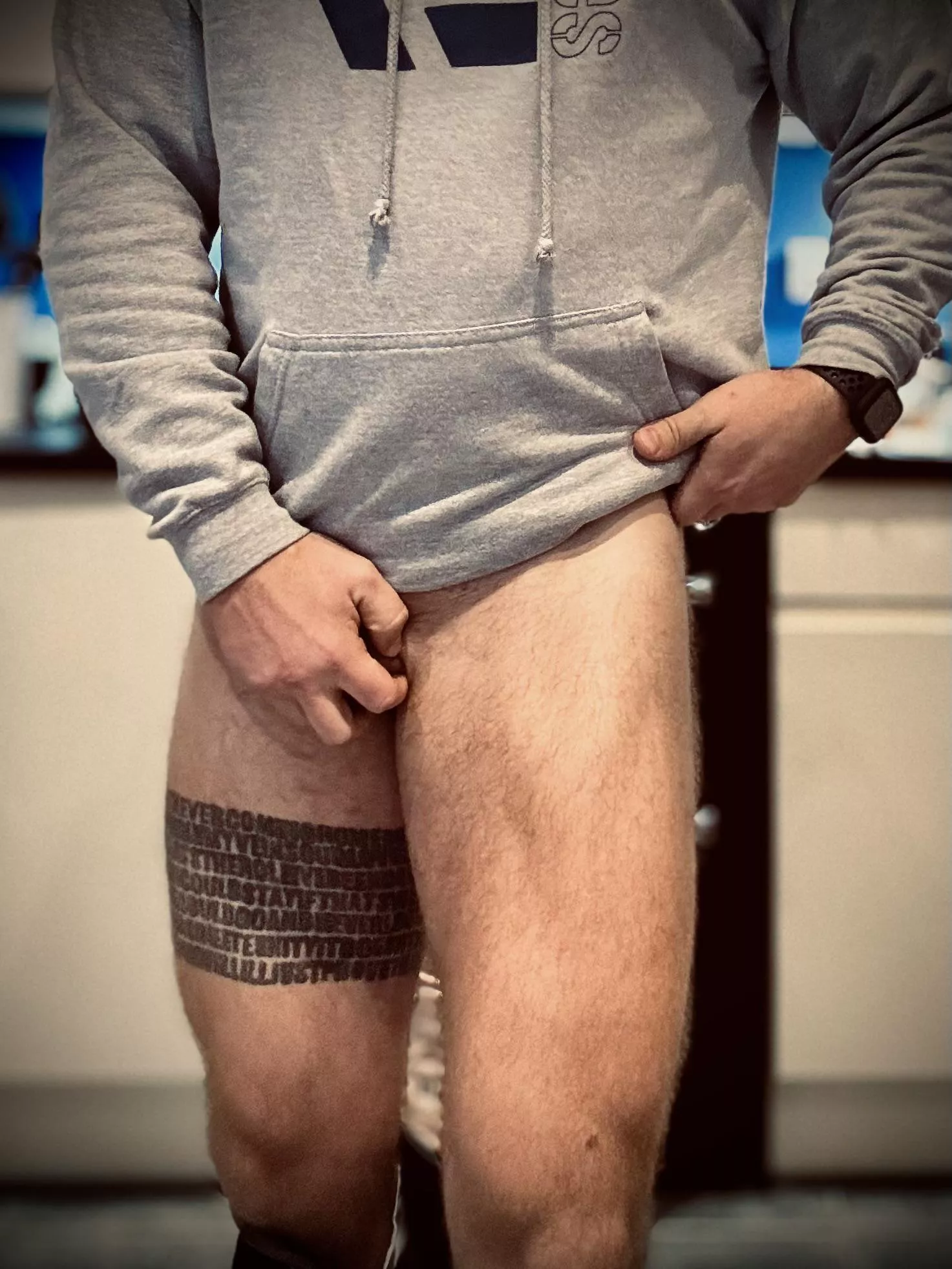 Leg day at the gym.. think it went well? (42) posted by GoldEnd1682