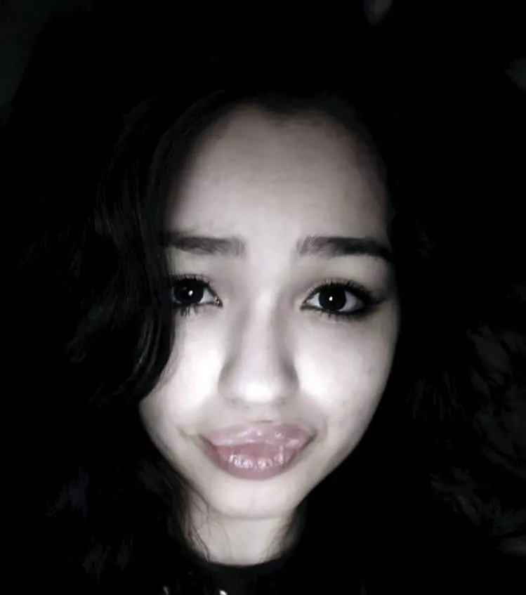 Lmk what you would do to me posted by Sissyslut638494