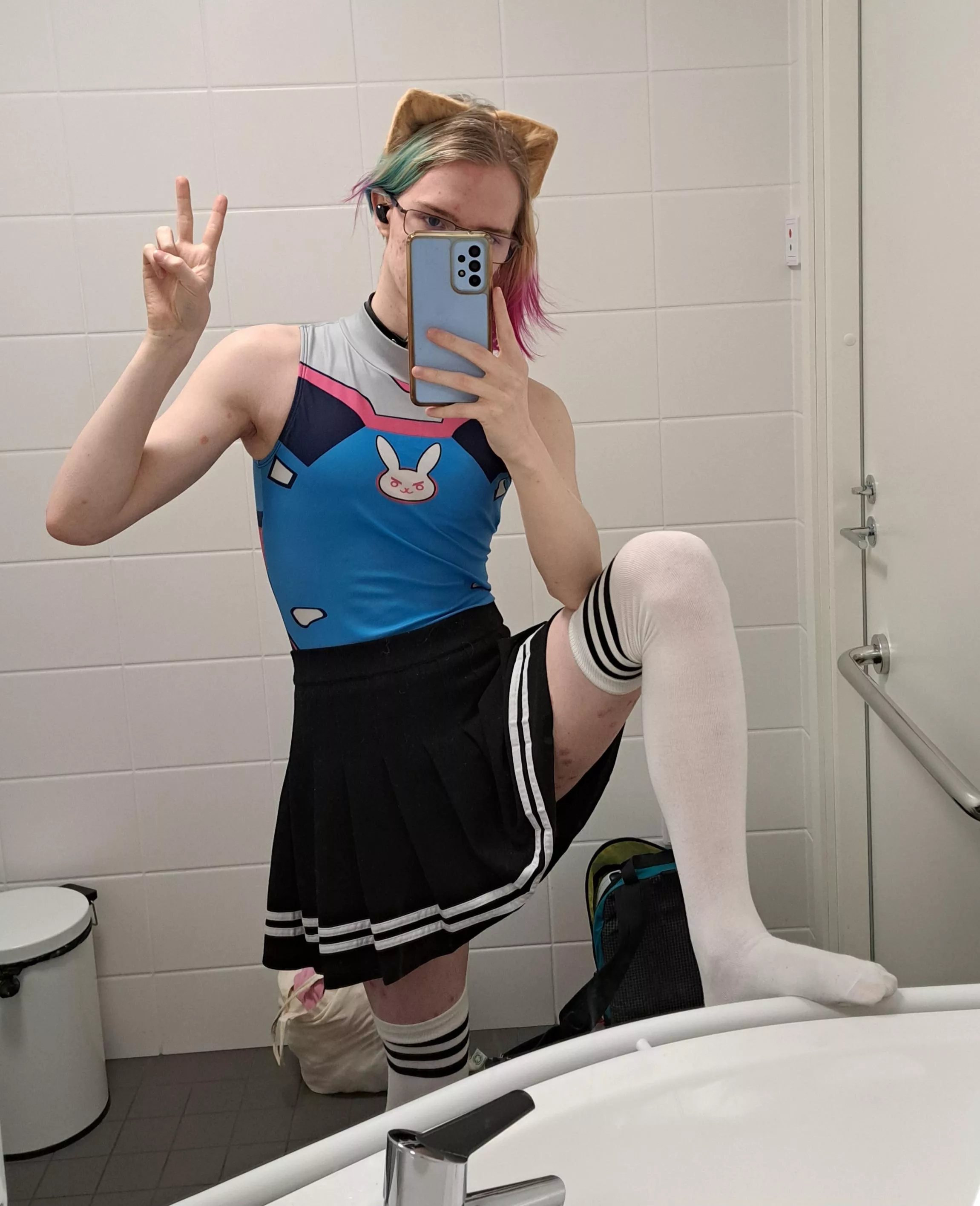 Meow OwO? Mrrrp mrrp meoww meow :3333 *purrrr* posted by Julius_the_Neko