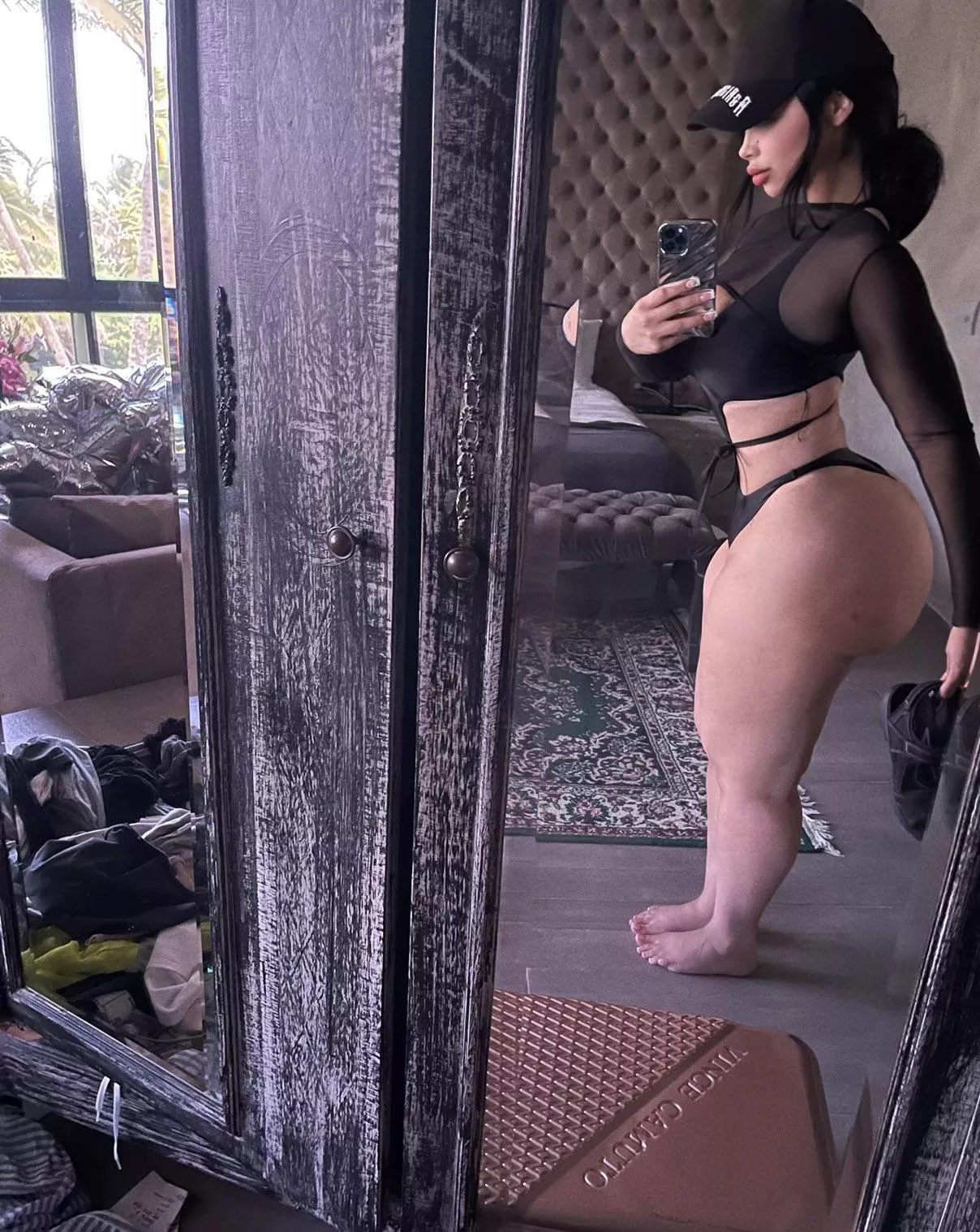 Perfect doll posted by Zkimwon