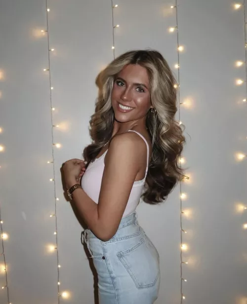 Perfect girl doesn’t ex… by AttorneyIcy9051