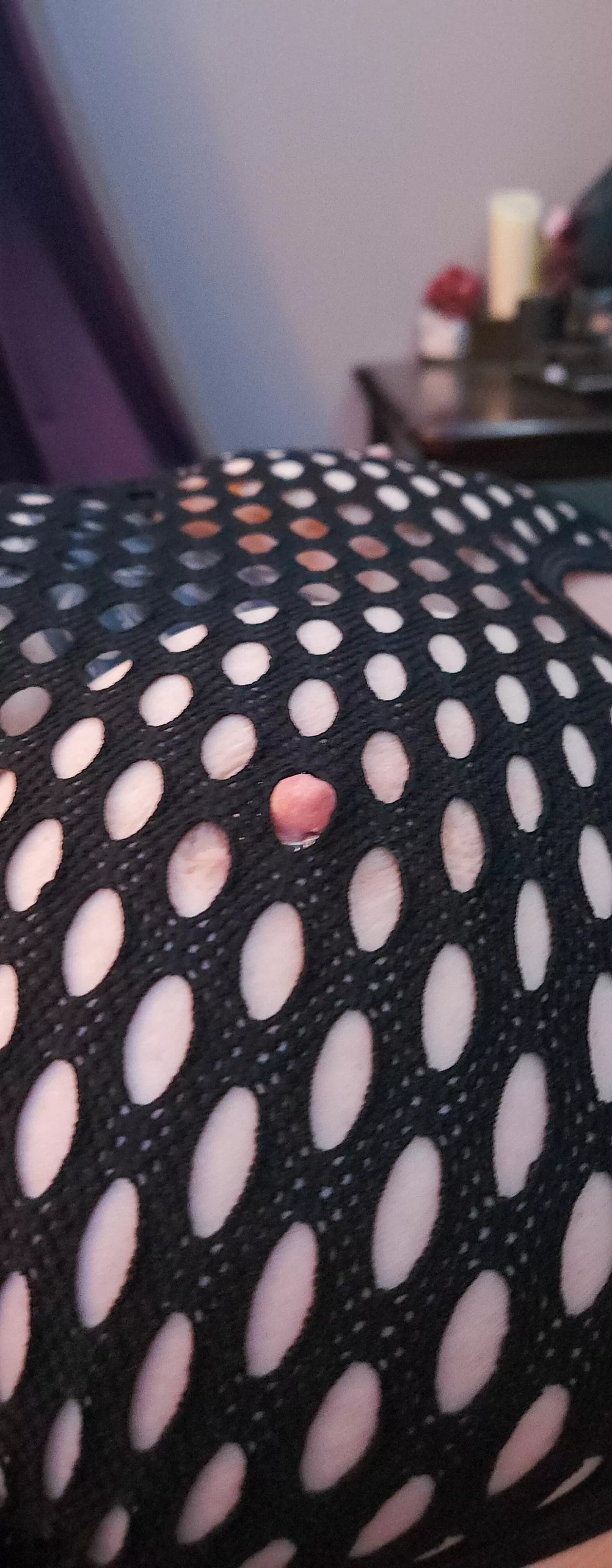 Round object fits in a circle hole! posted by TheBlackBunny222