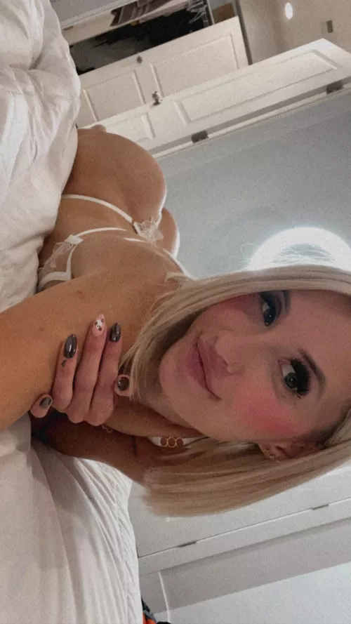 Tell me if i am worthy of backshots by aria_adams