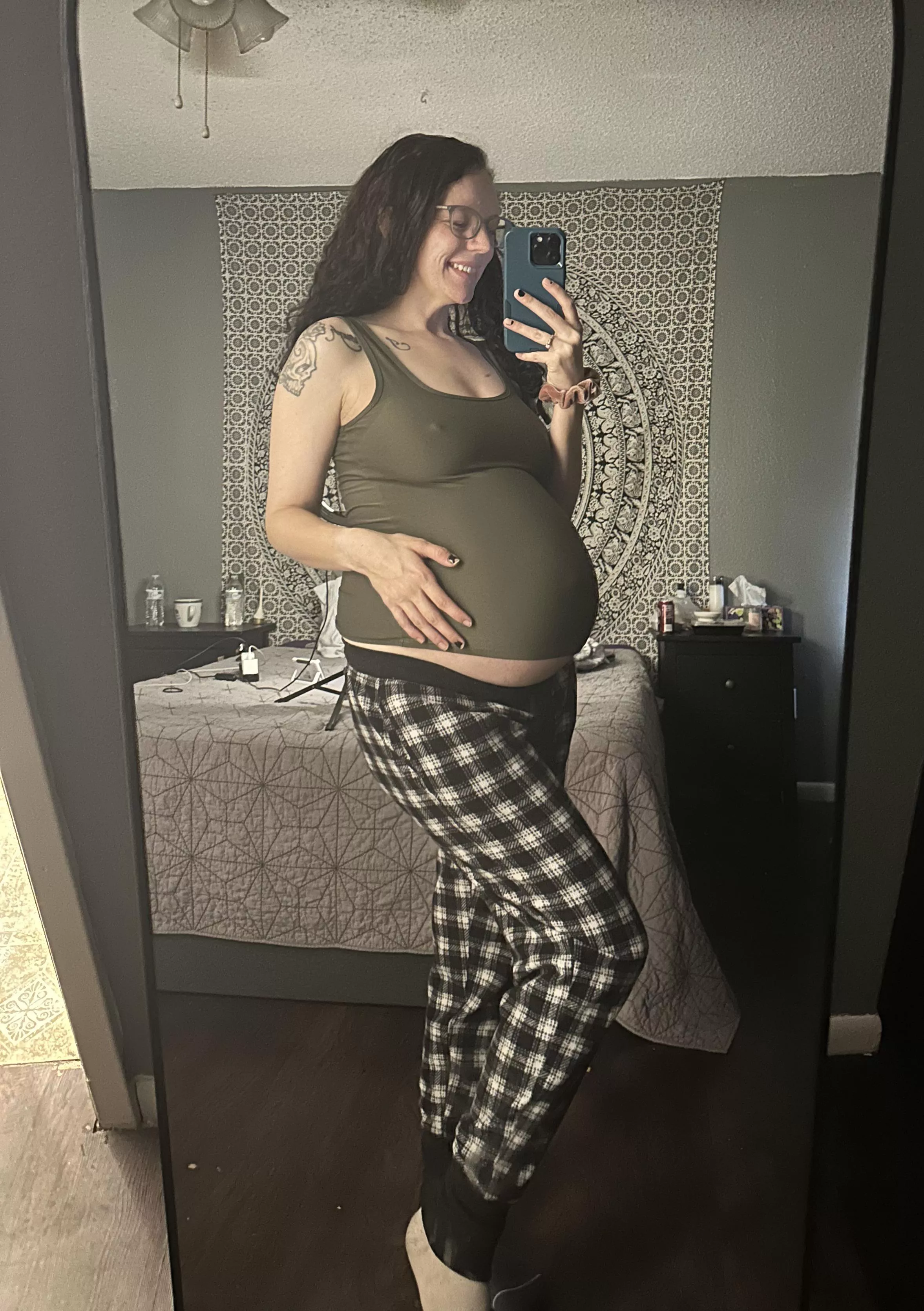 Wanna come snuggle up in PJs with me posted by smuttyfantasy