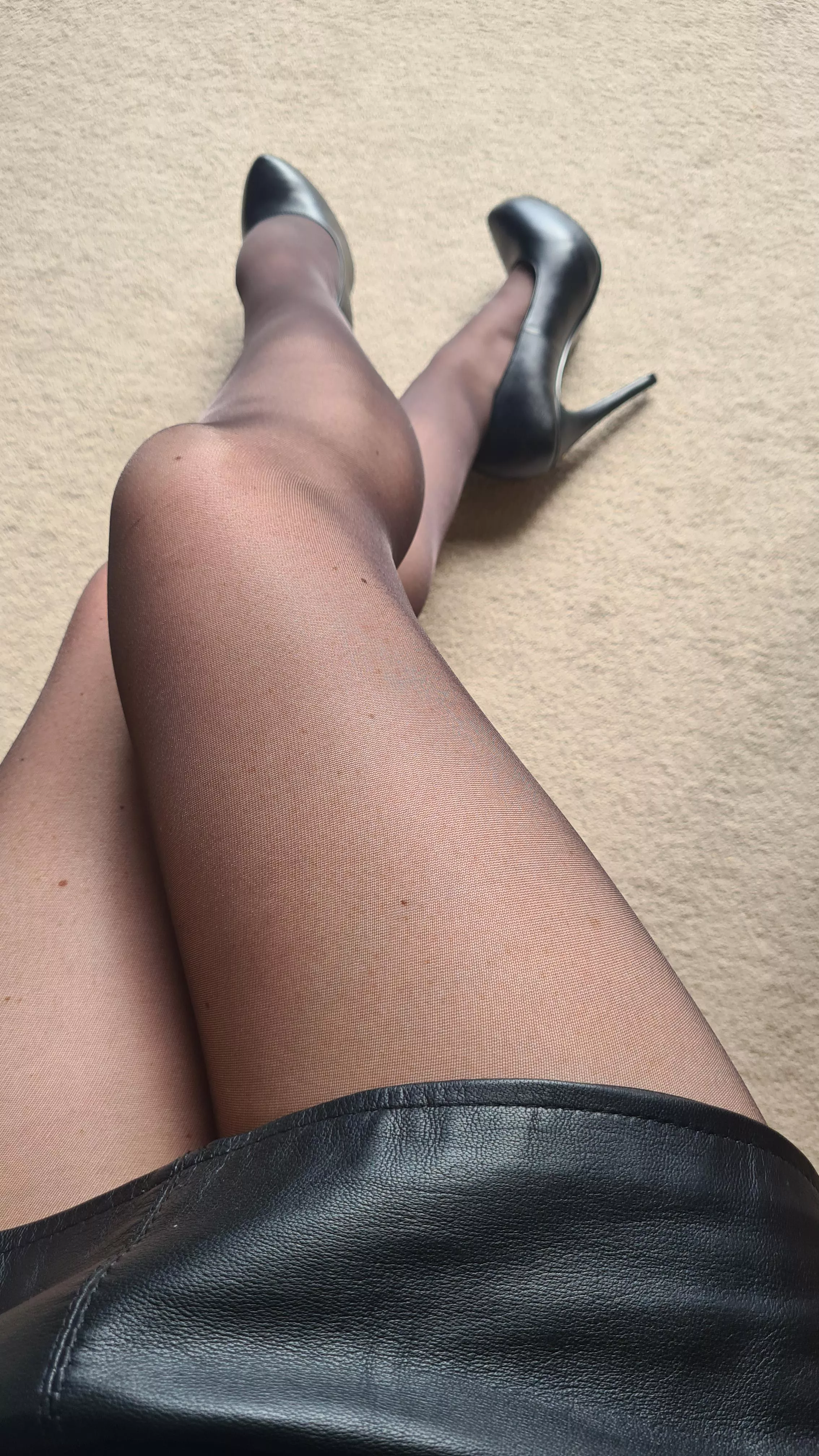 Wolford Neon posted by Pandoras_Pantyhose