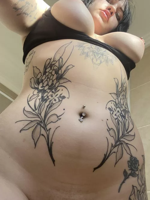 Your POV while you satisfy me by tinyBureaus