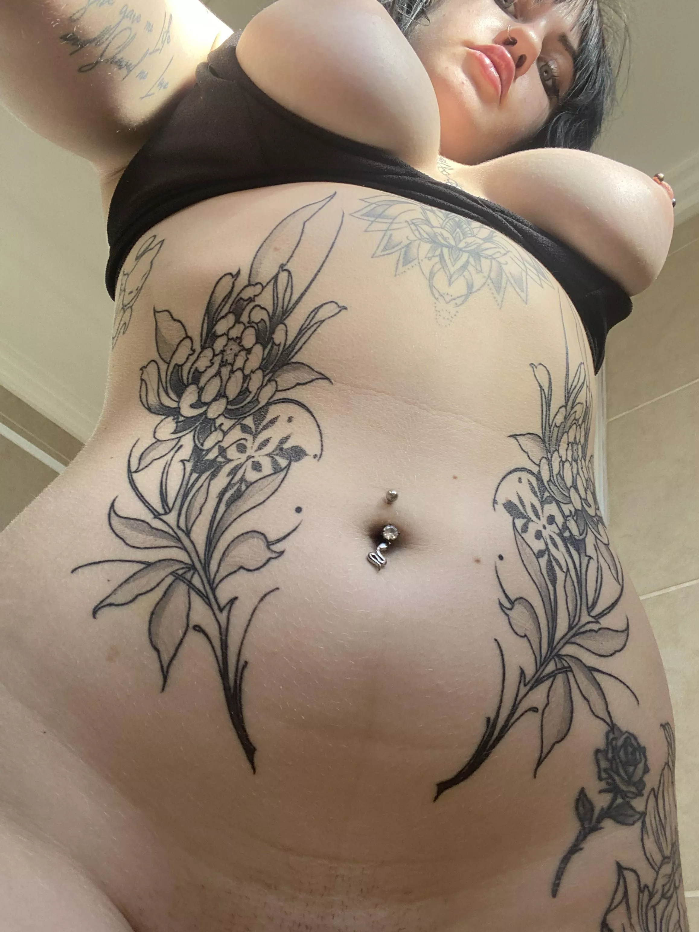 Your POV while you satisfy me posted by tinyBureaus