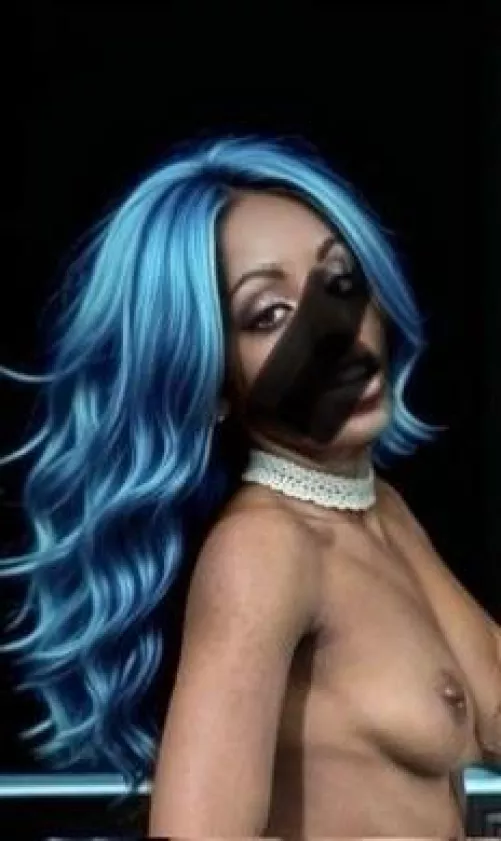 37 amateur stripper loves attention by ThoroughlyKnowing