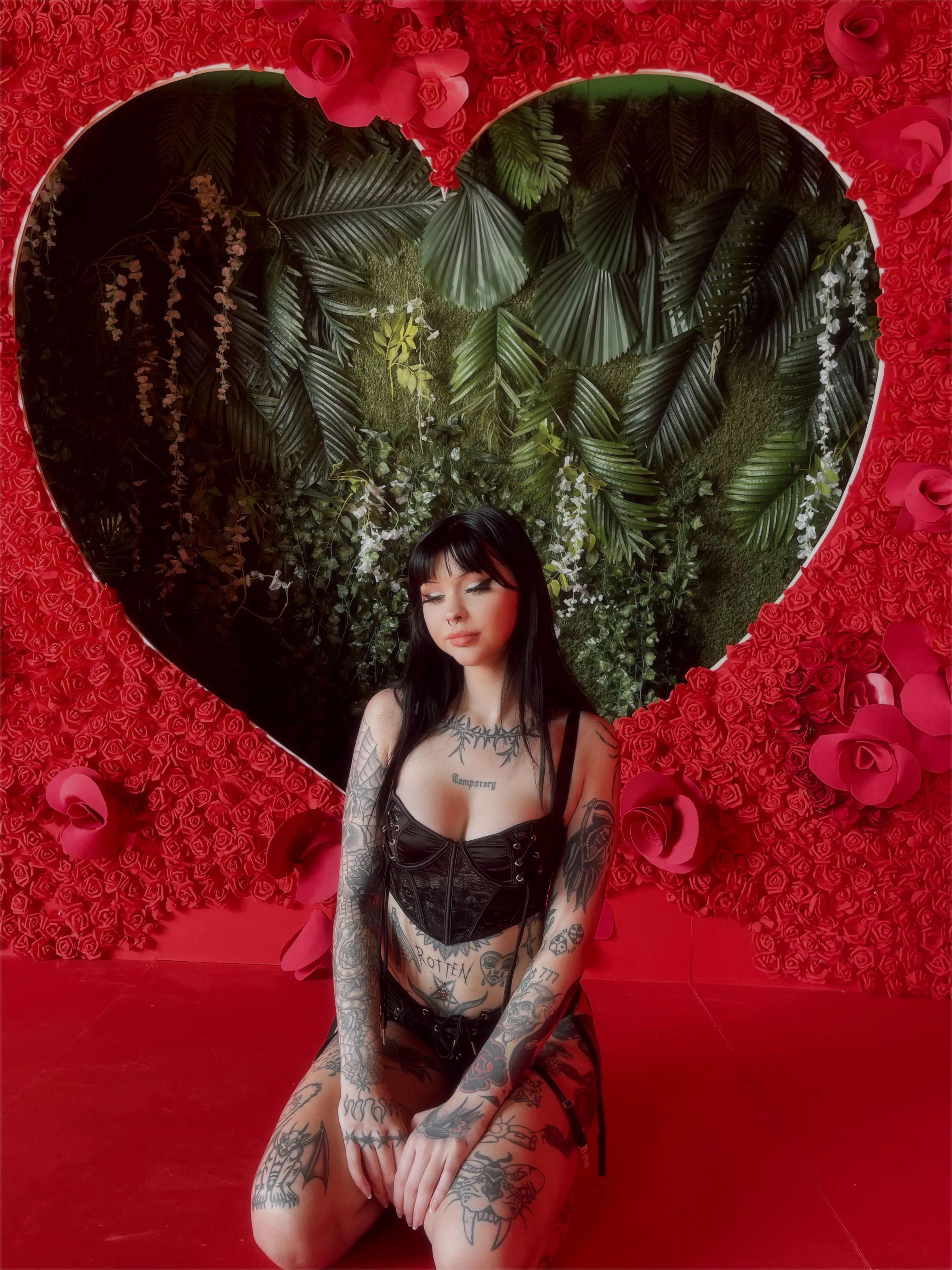 anyone need a valentines date? posted by rott3nlove