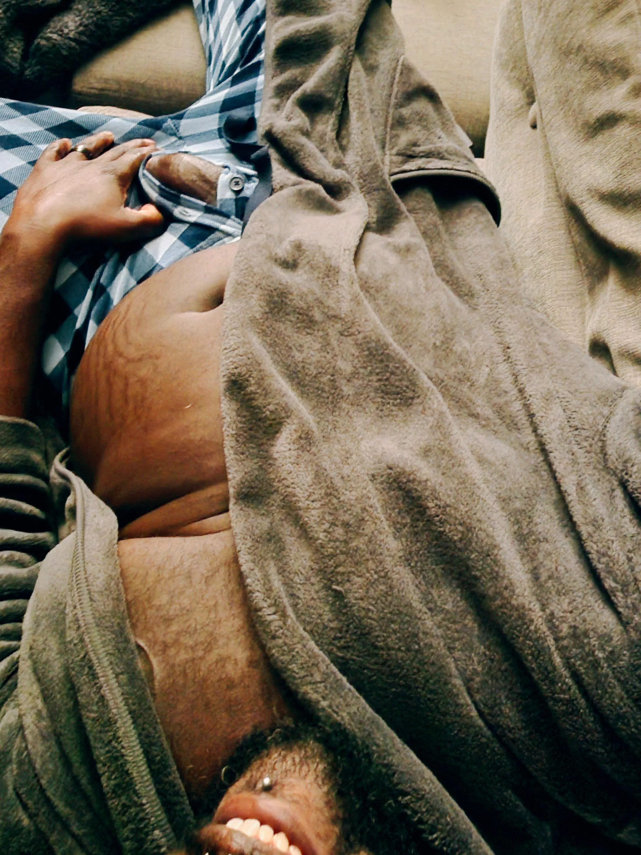 Anyone want to hang out with me on the couch? posted by Coffeehouse_Wizard