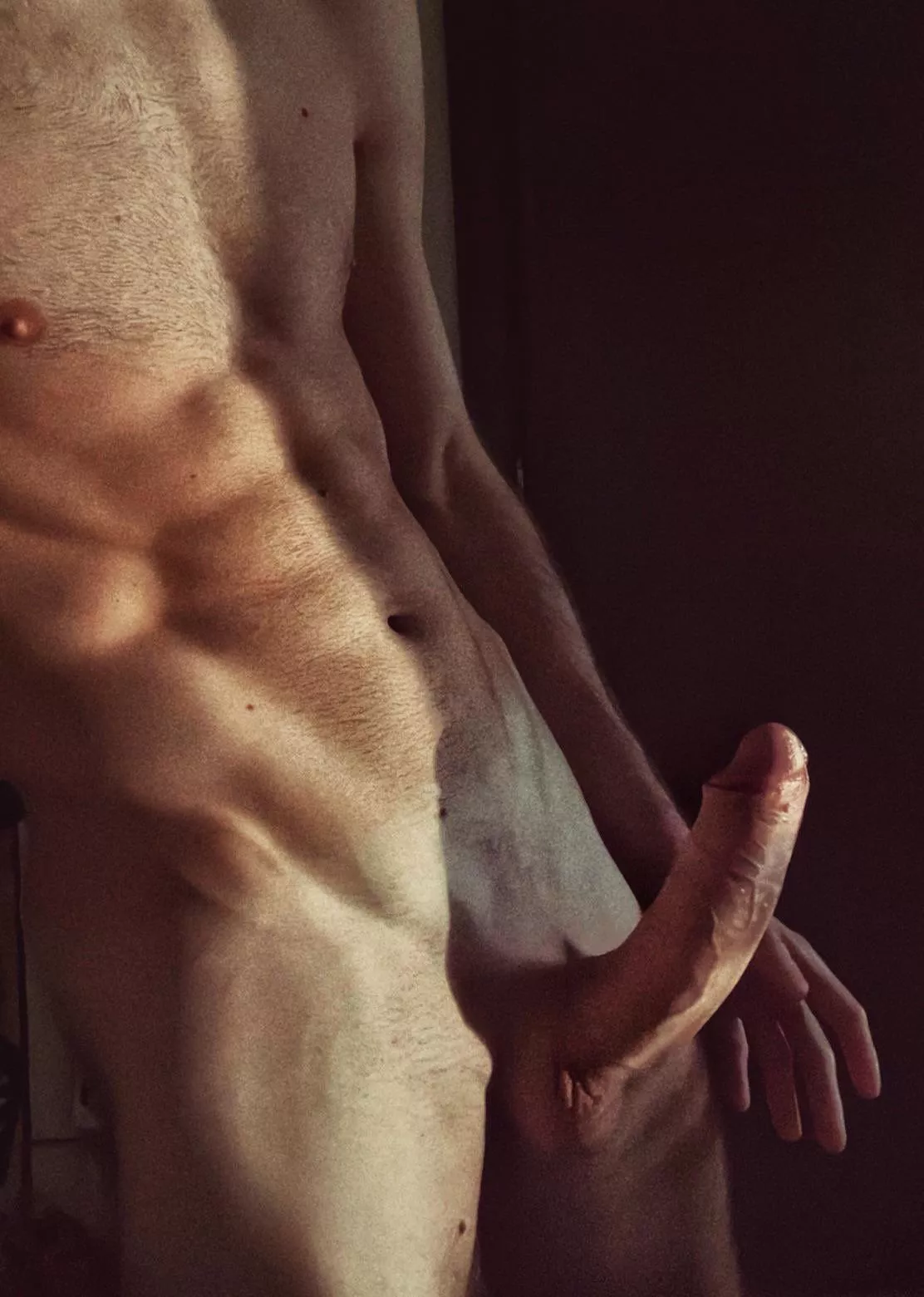 Cockhead kissed by light posted by ilcono