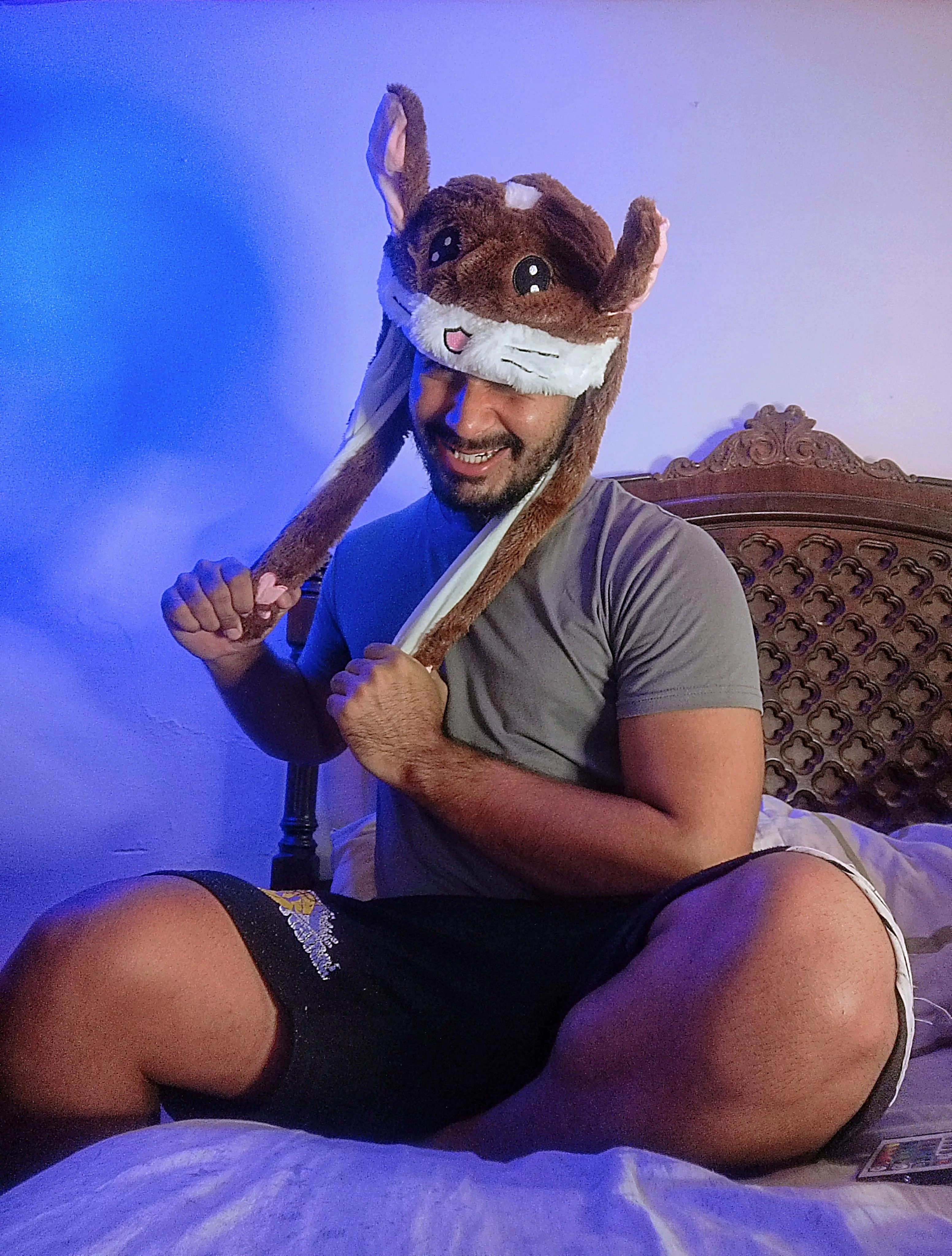 Greetings guys posted by onlyg-boy