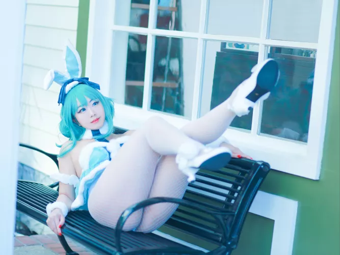 Hatsune Miku cosplay by pearlpeony by pearlpeony