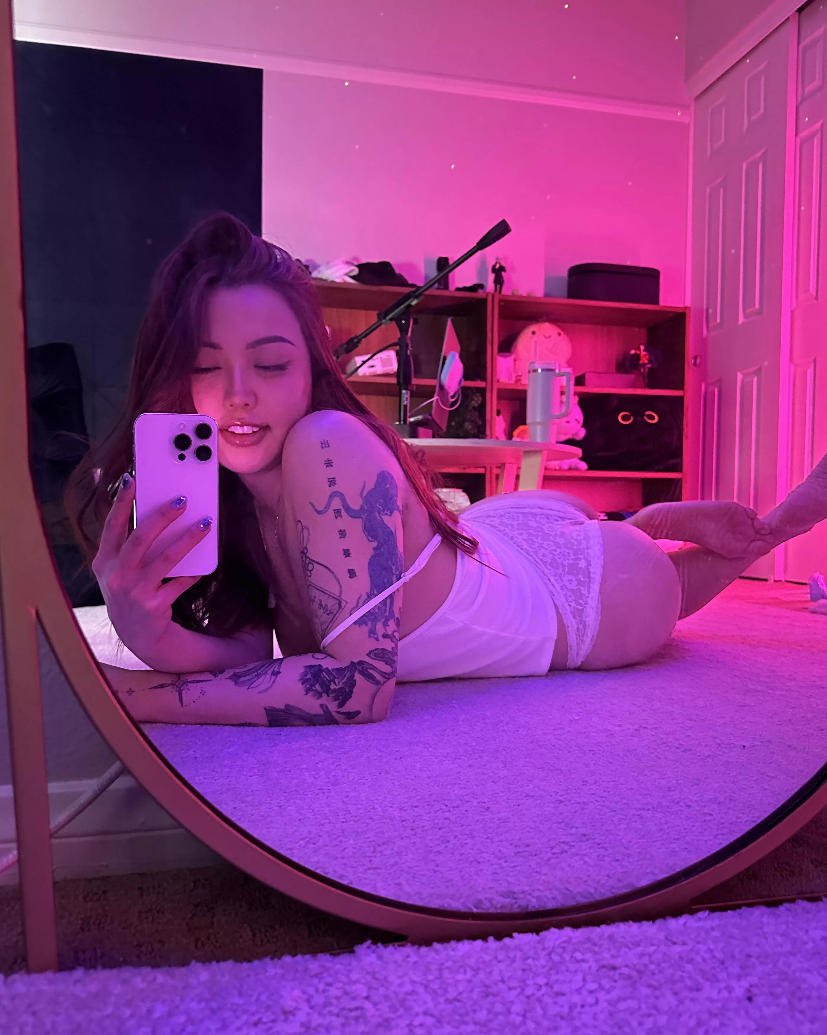 i need some help undressing :3 posted by _sxilorpluto